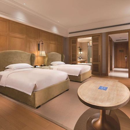 Hilton Wenan Hotel Langfang Exterior photo