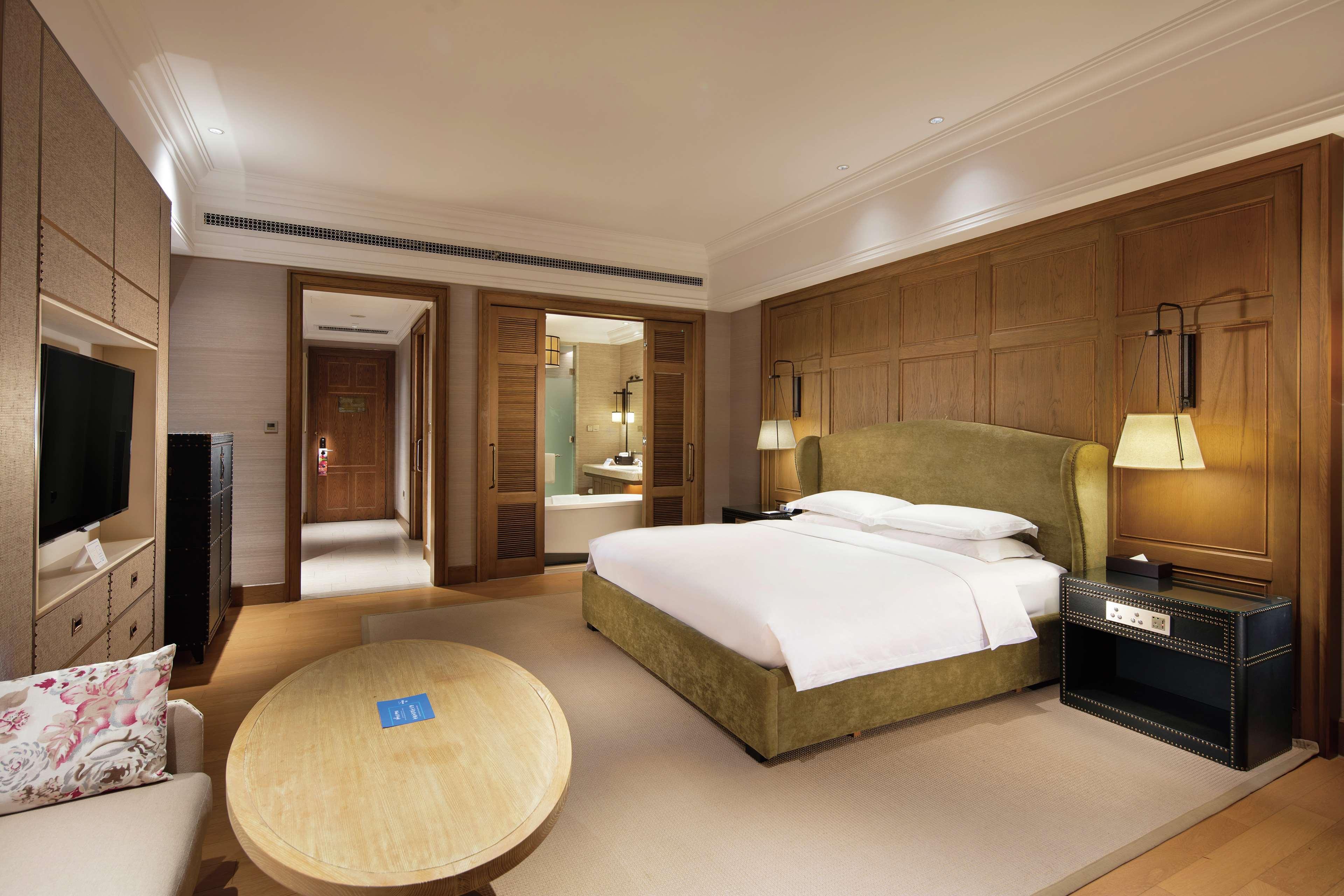 Hilton Wenan Hotel Langfang Exterior photo