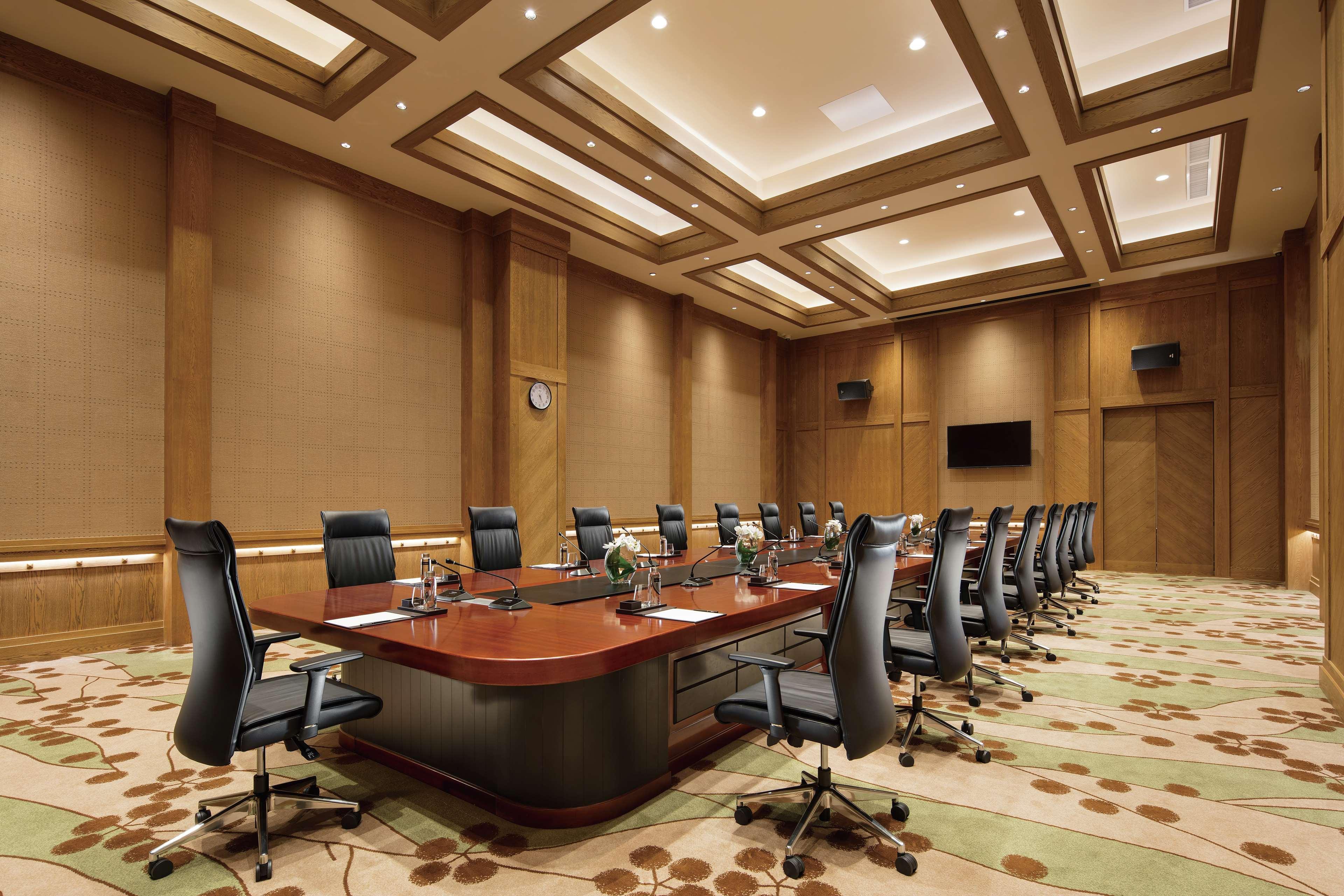 Hilton Wenan Hotel Langfang Exterior photo