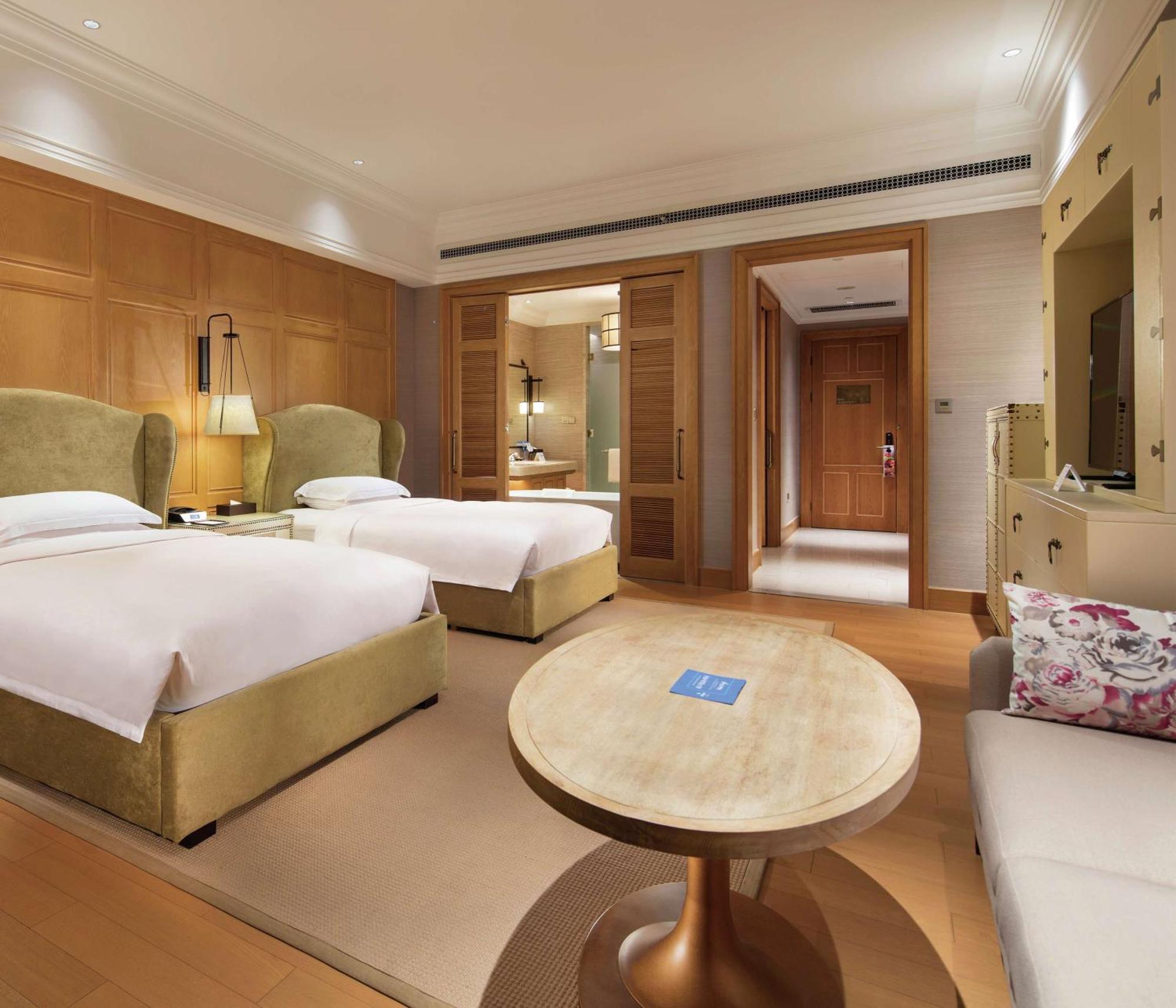 Hilton Wenan Hotel Langfang Exterior photo