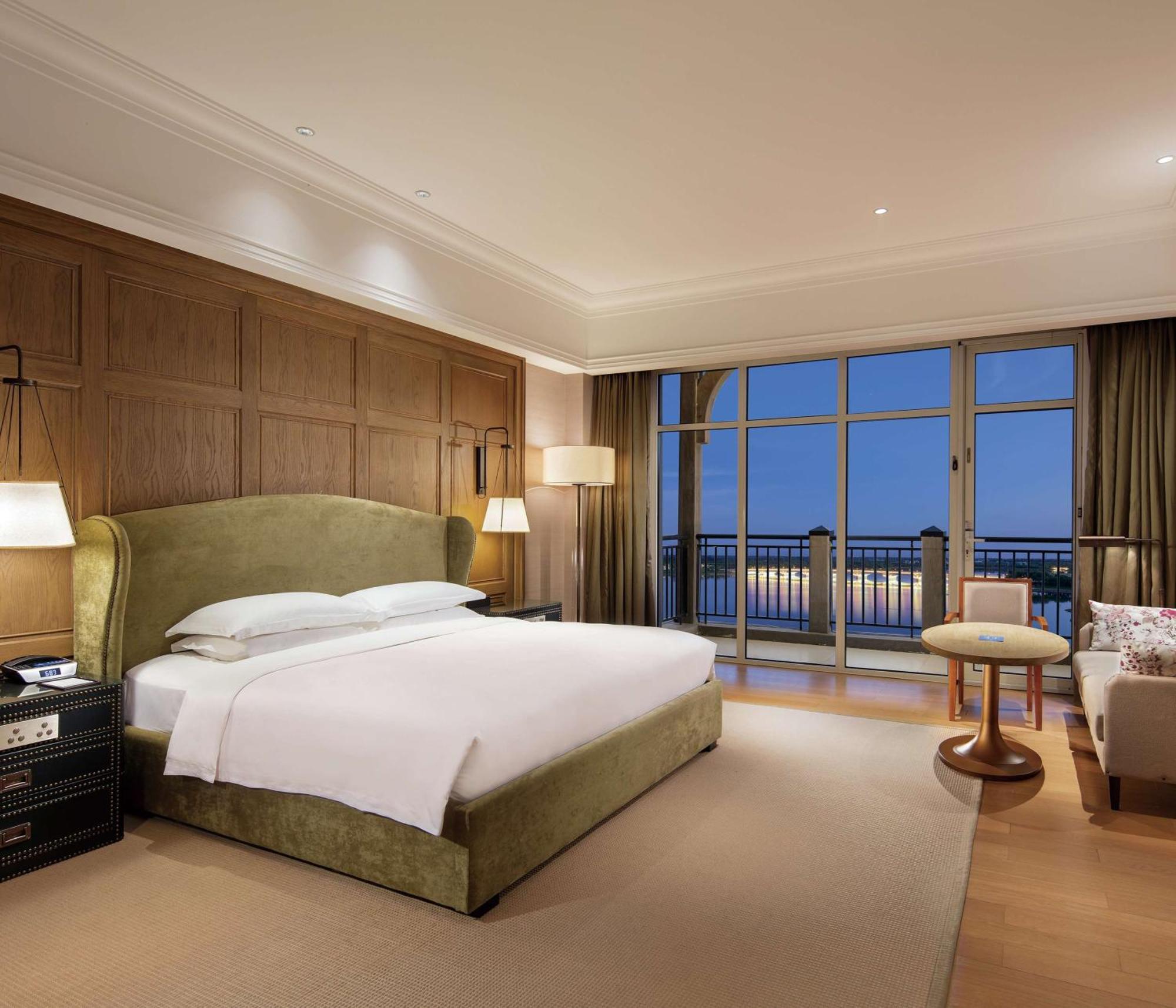 Hilton Wenan Hotel Langfang Exterior photo
